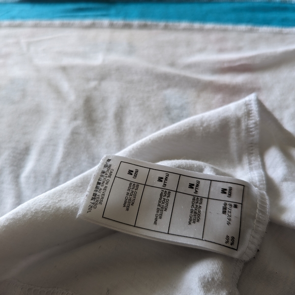 Authentic Disney Aulani Hawaii Resort Ringer T-shirt, Medium - Picture 4 of 4